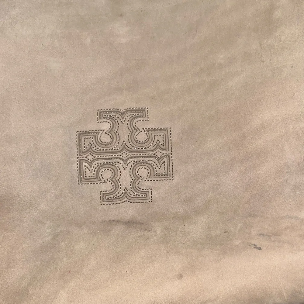 Tory Burch Shoulder Bag - Picture 2 of 14